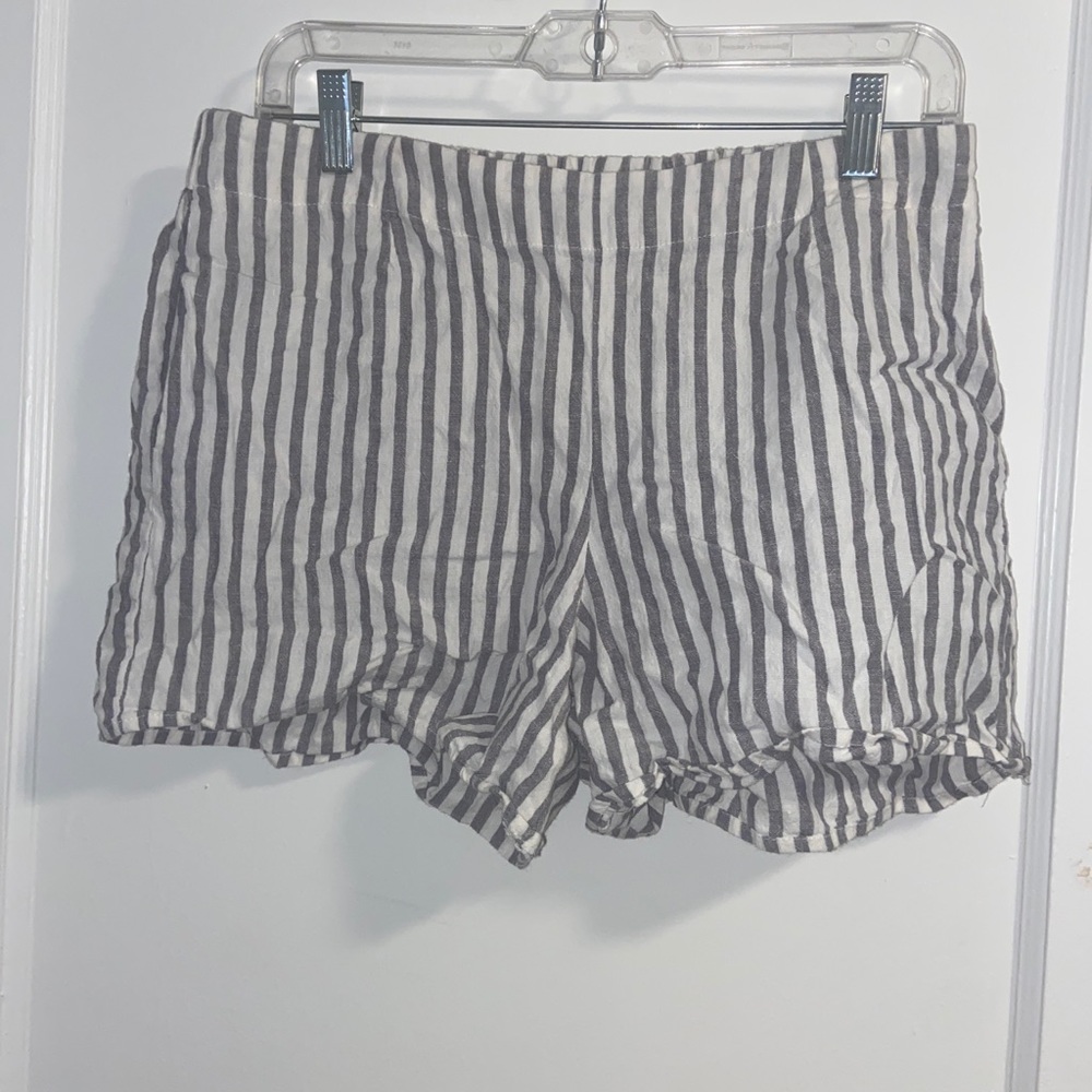 Paper bag shorts